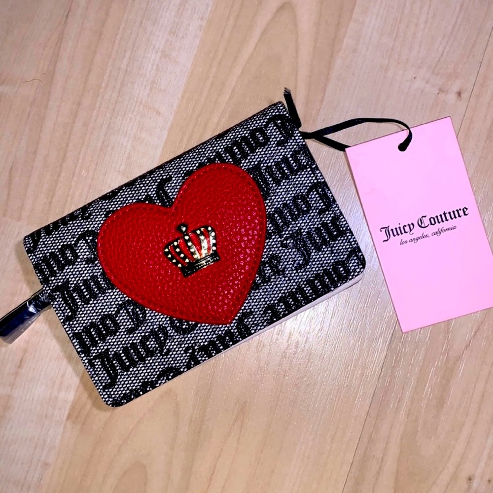 LN — “Valentines Heart” Flap Over Compact Wallet — Juicy Couture